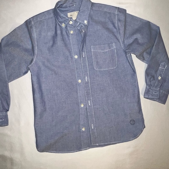 Light Blue Jean colored cotton button down shirt Boys size 7-8Y. Worn once. H&M - Picture 4 of 5
